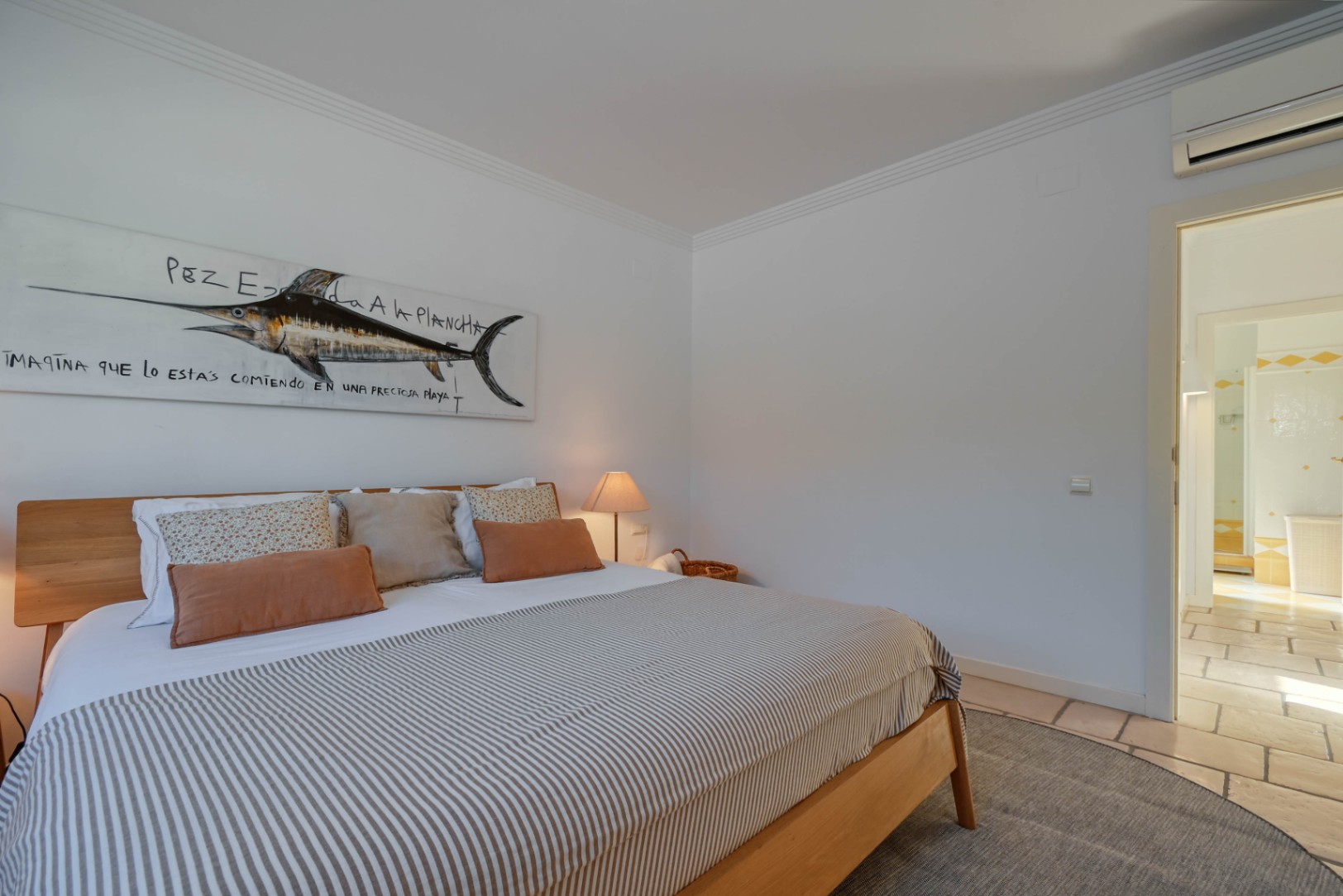 Mediterranean villa with spectacular sea views near El Portet, Moraira