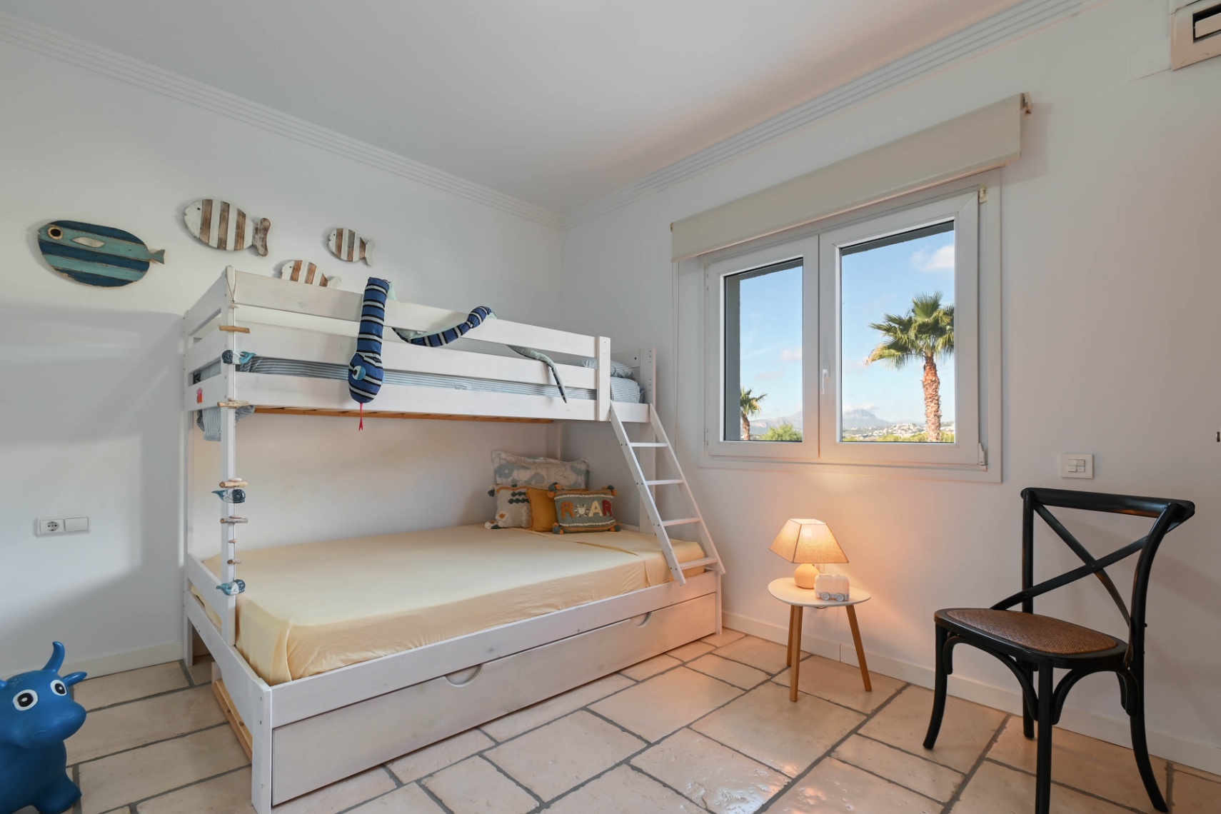 Mediterranean villa with spectacular sea views near El Portet, Moraira
