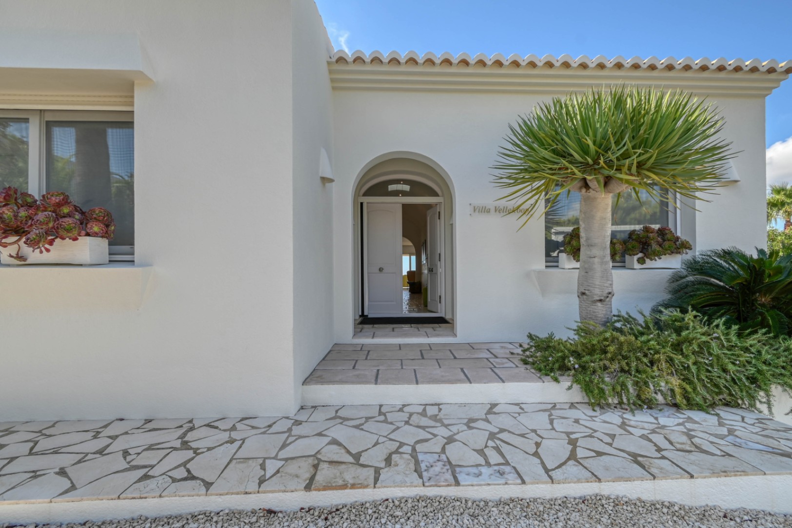 Mediterranean villa with spectacular sea views near El Portet, Moraira