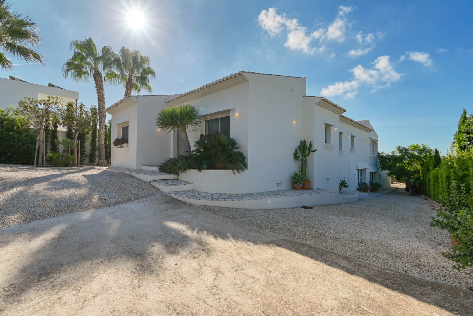Mediterranean villa with spectacular sea views near El Portet, Moraira