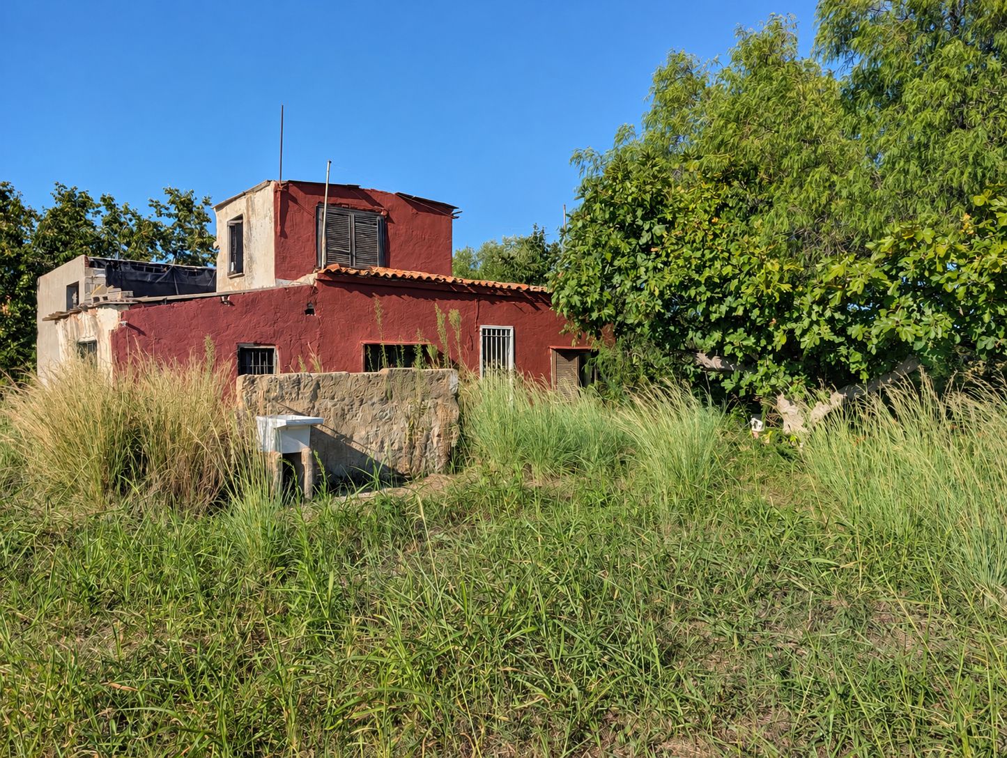 House to renovate in El Verger, 900 metres from the beach