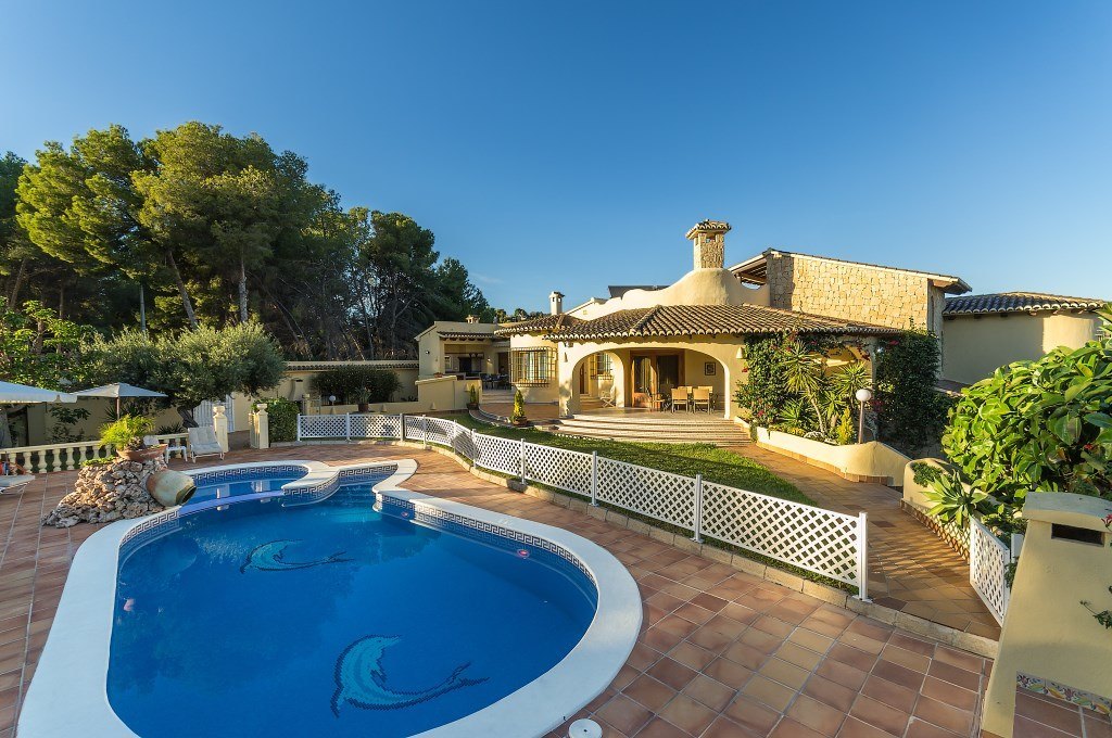 Luxury Villa for Rent in Moraira